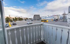 Central Apartment With Two Bedrooms And Balcony- Strandgata 9